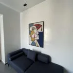 Comment Choisir le Tableau Parfait pour Votre Salon Marocain